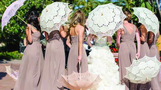 wedding photos with parasols